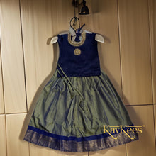 Load image into Gallery viewer, Collection Mahathi - Grey double shade with Dark Blue Border Silk Cotton Skirt and Dark Blue Blouse with Embroidery