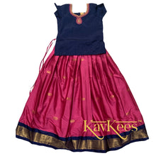 Load image into Gallery viewer, Collection Mahathi- Rani Pink with Navy Blue Border and Navy Blue Blouse with Embroidery