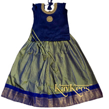 Load image into Gallery viewer, Collection Mahathi - Grey double shade with Dark Blue Border Silk Cotton Skirt and Dark Blue Blouse with Embroidery