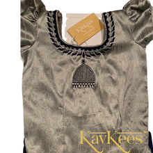 Load image into Gallery viewer, Collection Mahathi - Navy blue with Silver Paithani Skirt with Silver Dupion Blouse with Bell Embroidery