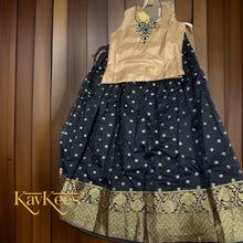 Load image into Gallery viewer, Collection Chandira- Black Chanderi Cotton with Gold Khiccha Khadi Silk Blouse with Embroidery