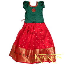 Load image into Gallery viewer, Collection Chandira- Bright Red Chanderi Cotton Silk with Leaf Green Cotton Brocade Blouse