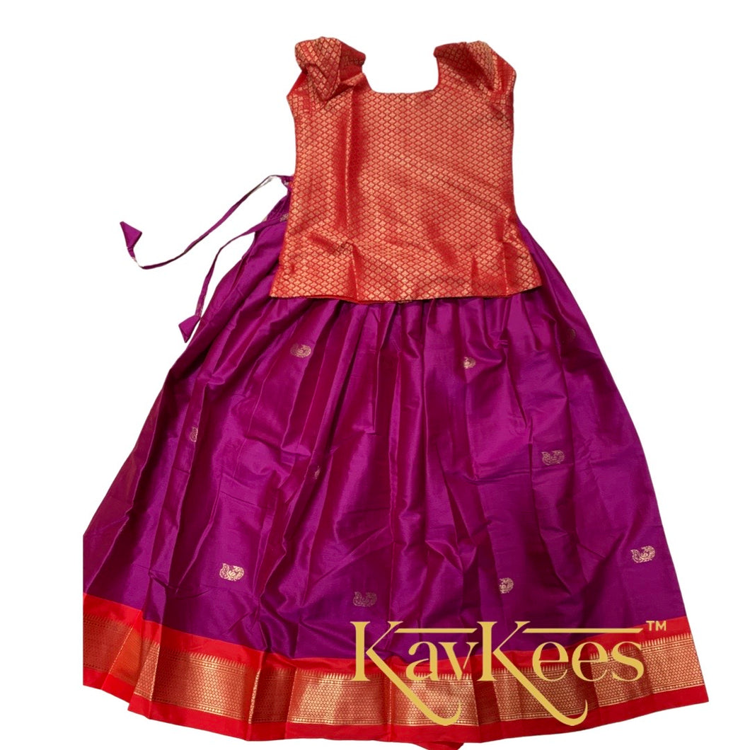 Collection Mahathi - Purple with Red Border and Bright Red Silk Brocade Blouse