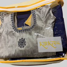 Load image into Gallery viewer, Collection Mahathi - Navy blue with Silver Paithani Skirt with Silver Dupion Blouse with Flower Embroidery

