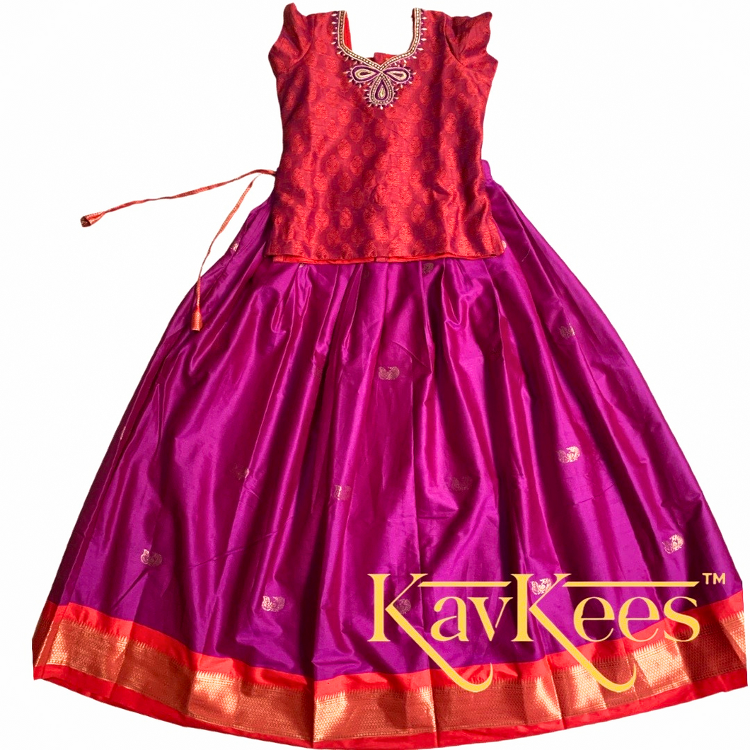 Collection Mahathi - Purple with Red Border and Bright Red Cotton Silk Brocade Blouse with Gold Embroidery