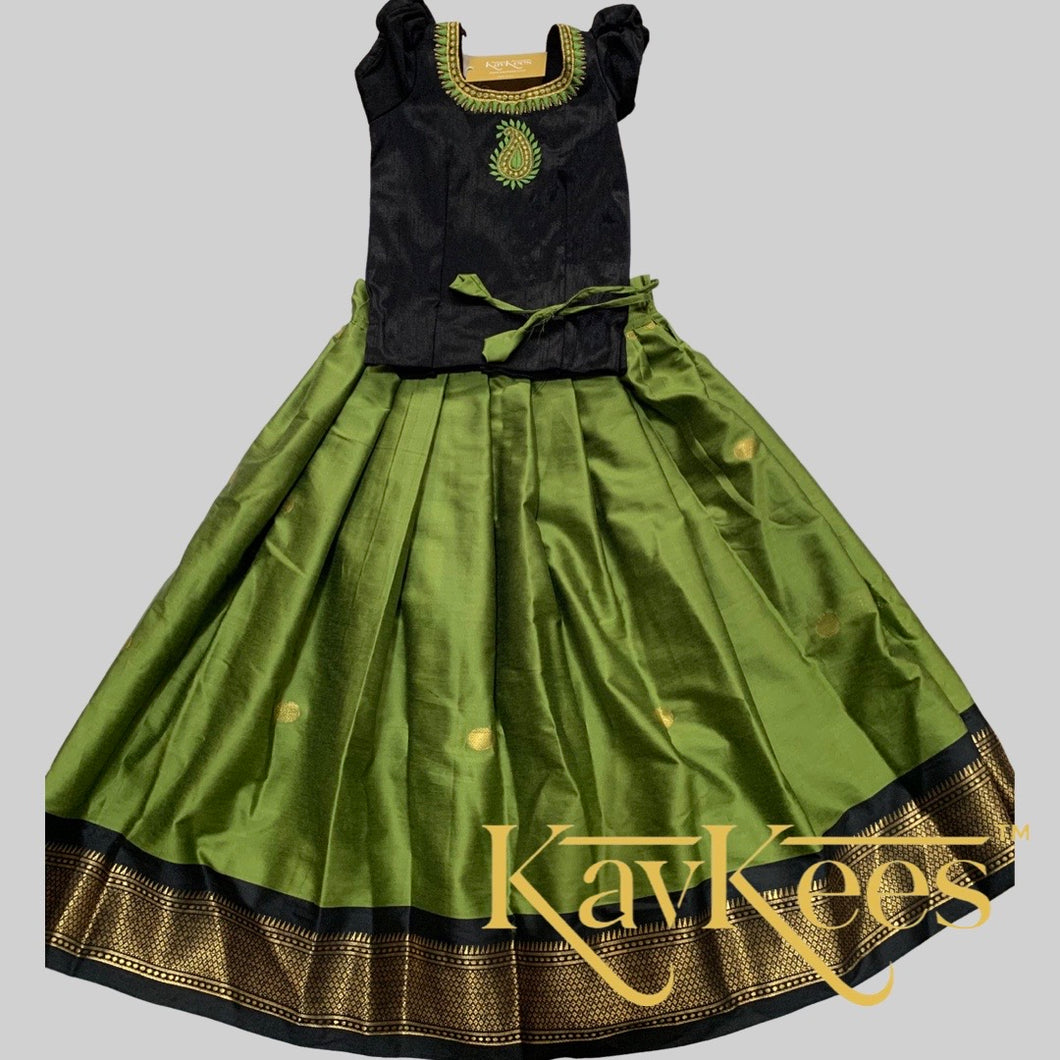 Collection Mahathi - Olive Green with Black Border Silk Cotton Skirt and Black Blouse with Embroidery