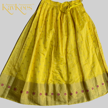 Load image into Gallery viewer, Collection Chandira- Lemon Yellow Chanderi Cotton Silk with Magenta Dupion Silk Blouse
