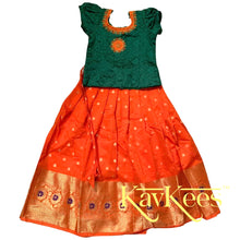 Load image into Gallery viewer, Collection Chandira- Bright Orange Chanderi Cotton Silk with Leaf Green Cotton Brocade Blouse
